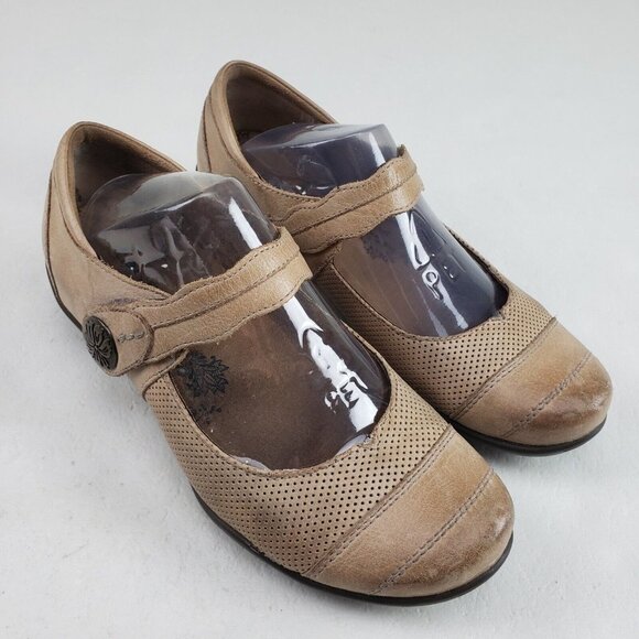 Taos Bravo Mary Jane Shoe Womens 7 Brown Leather Hook & Loop Strap Comfort Flat - Picture 1 of 11